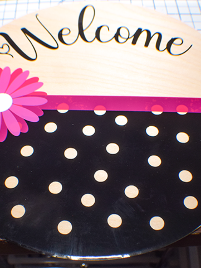 DIY Vinyl Welcome Sign Story