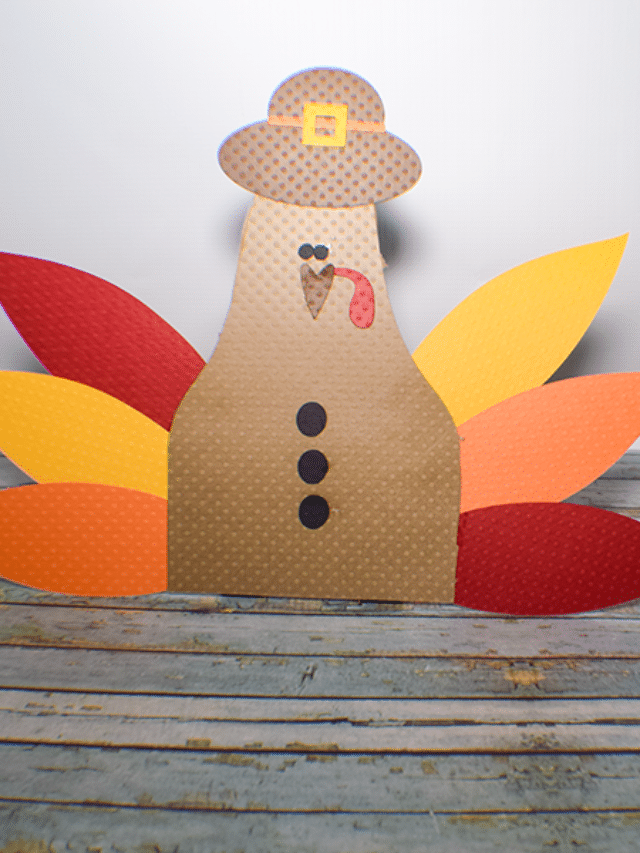 How to Make a Turkey Shelf Sitter using Cricut Story
